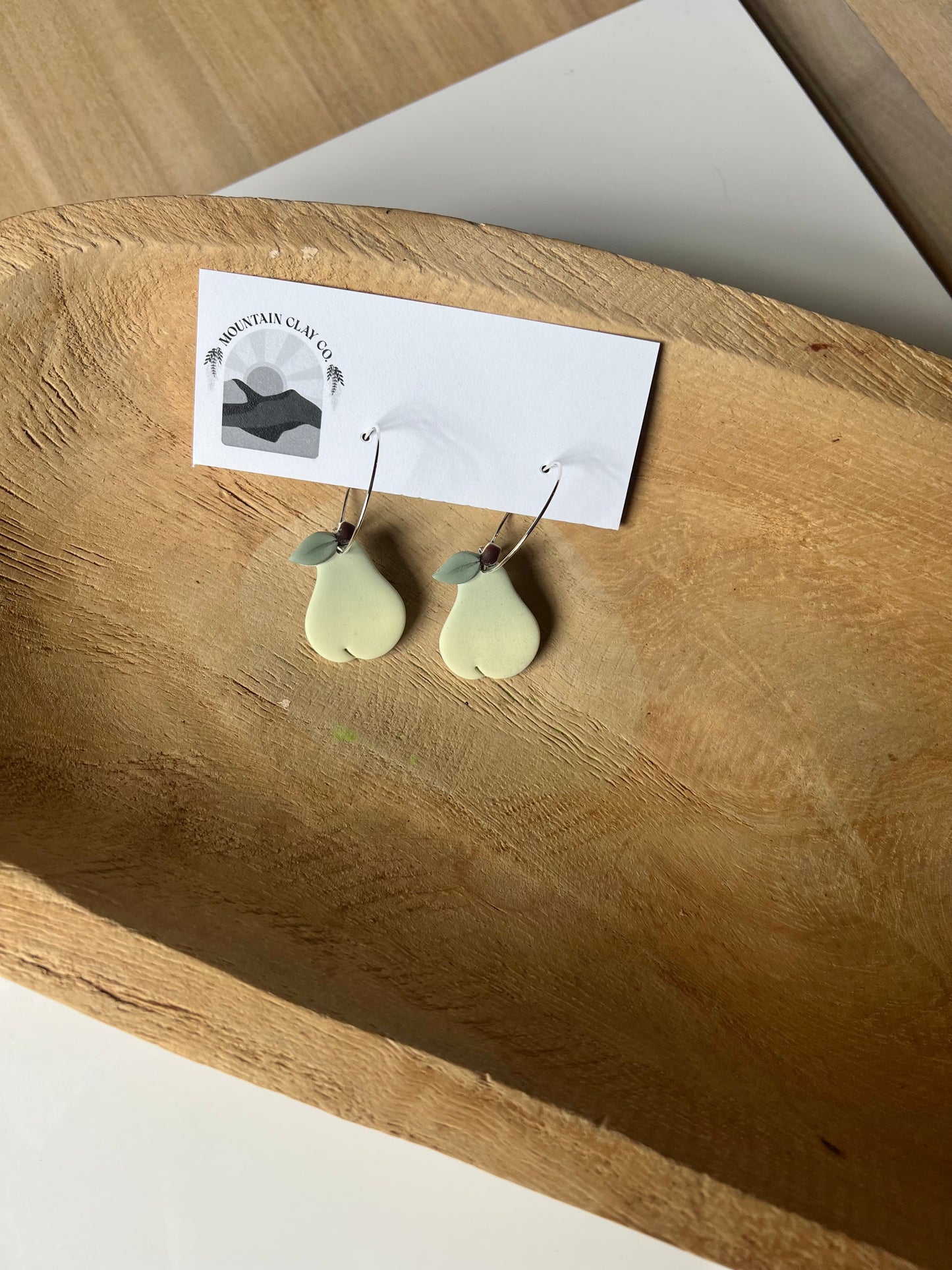 A Pear-fect Pair